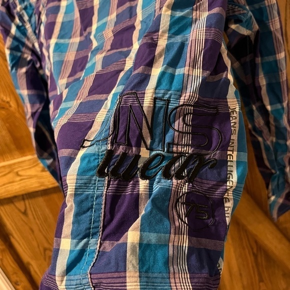 Jack & Jones button down long sleeve xl fits like a regular large - Picture 5 of 8